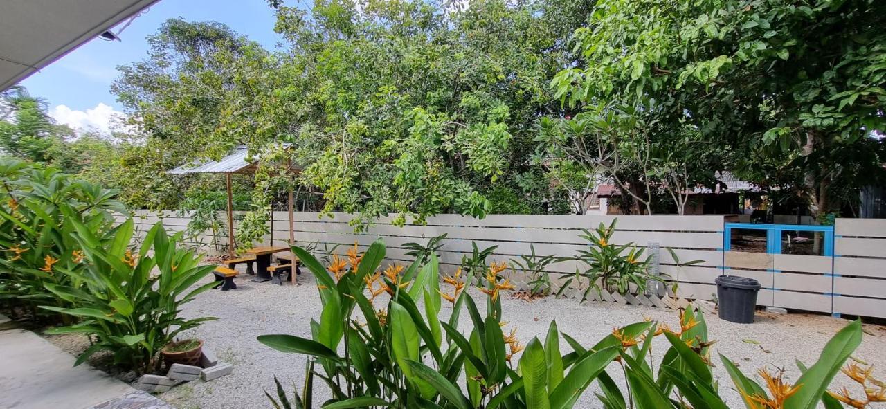 Bed and Breakfast Seven Stones Langkawi Pantai Cenang  Exterior foto